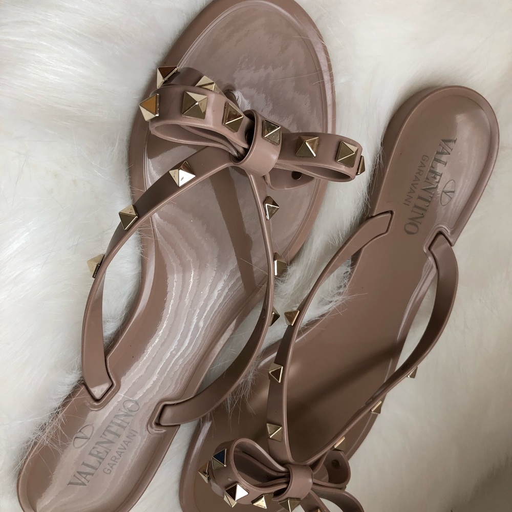 Valentino Rockstud Sandals Poudre/Nude